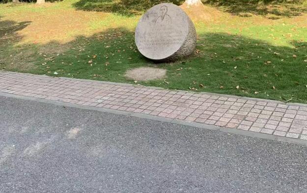 風間由美談跑步后喝水白跑?翹臀佳人風間由美